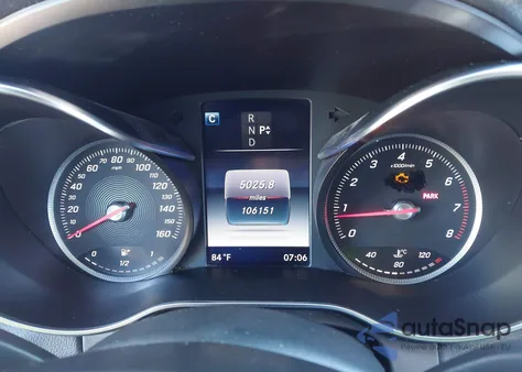 2016 Mercedes-Benz C 300 из США, поврежденный, VIN 55SWF4JB5GU150325